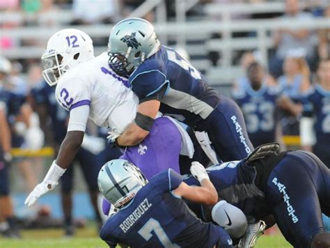 New Rochelle Climbs To No 2 In Football Rankings Usa Today High New Rochelle Climbs To No 2 In Football Rankings Usa Today High