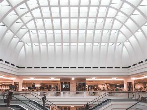 Rethinking The Traditional Shopping Mall Experience Admixweb Rethinking The Traditional Shopping Mall Experience Admixweb