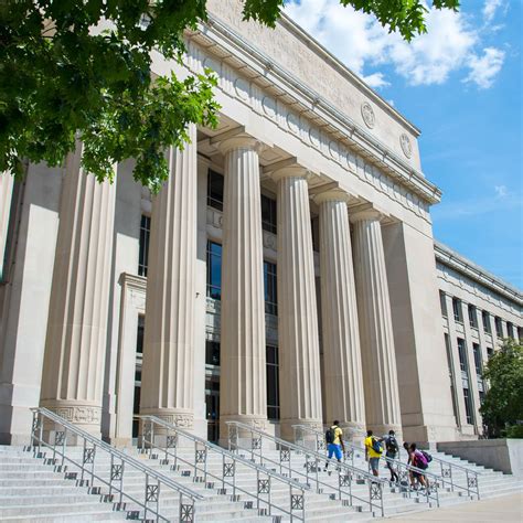 U Of M Canvas