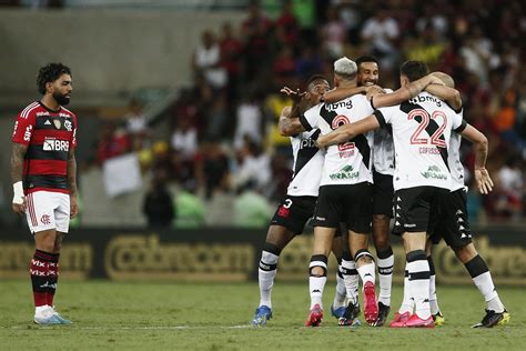 Vasco Pode Ter Novidades Contra O Flamengo Confira Papo Na Colina Vasco Pode Ter Novidades Contra O Flamengo Confira Papo Na Colina
